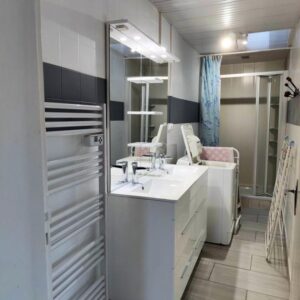 Salle d'eau. Gite Pigon 1